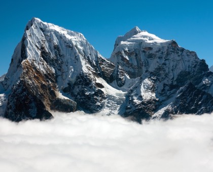 Cholatse Peak Climbing 22 Days